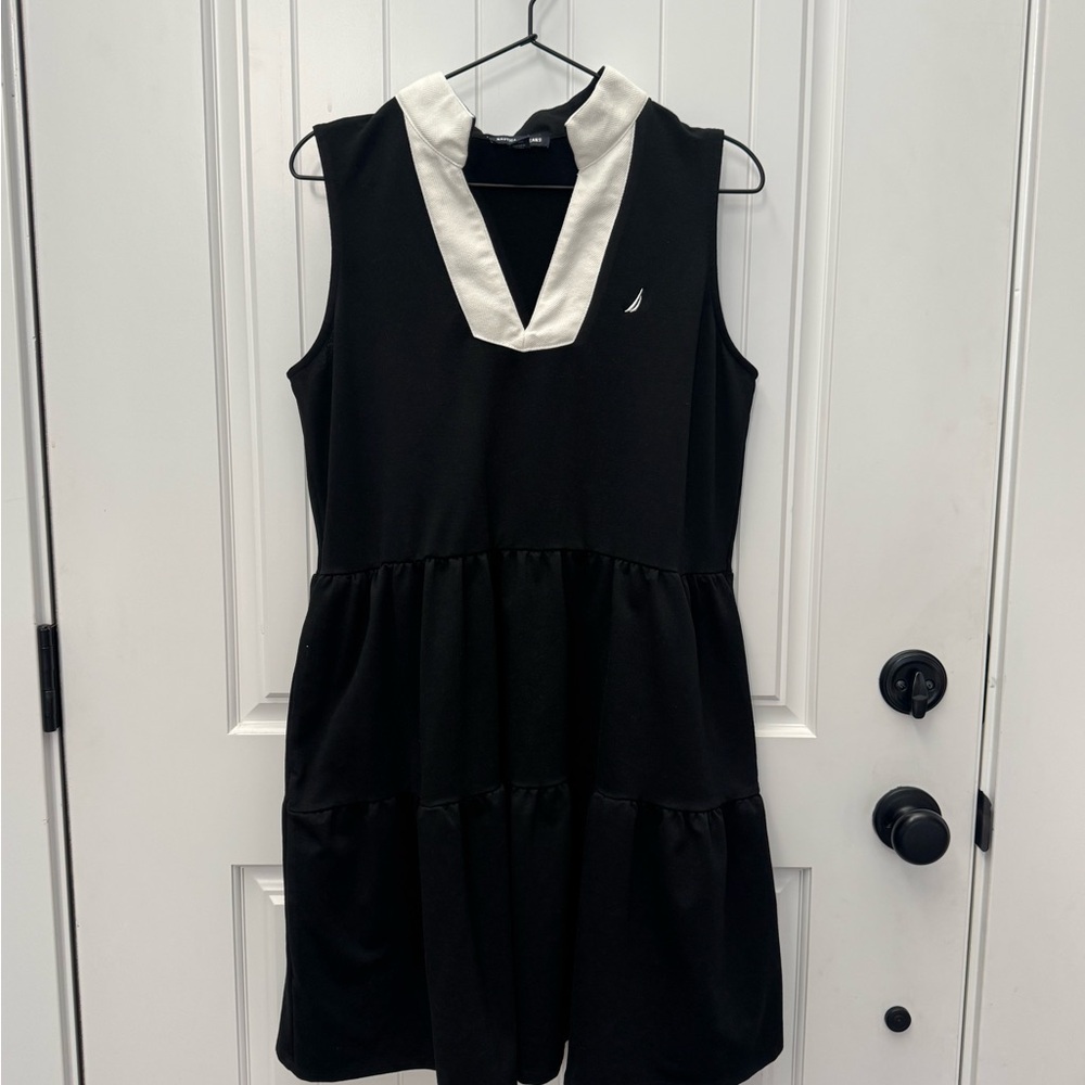 Women’s Nautica Dress (Medium)